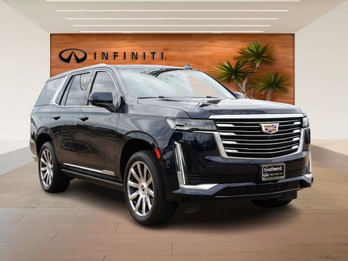 Used 2023 Cadillac Escalade Premium Luxury Platinum image 3