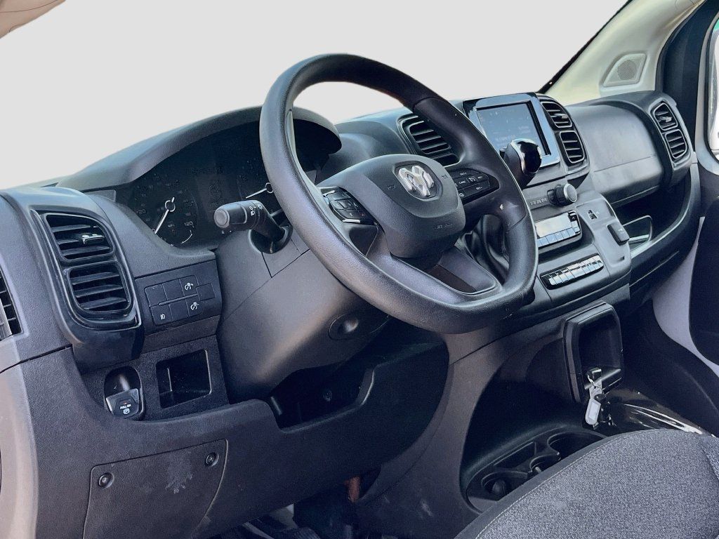 Used 2023 RAM ProMaster 2500 FWD image 9
