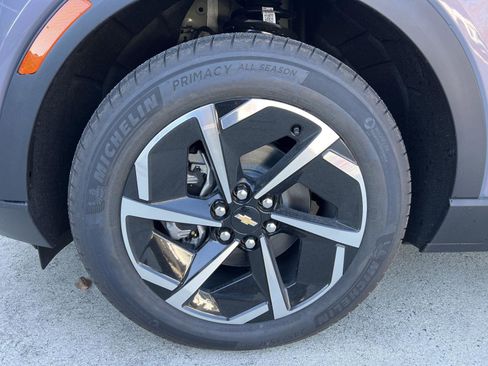 New 2026 Chevrolet Equinox EV LT image 29