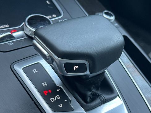 Used 2019 Audi Q5 Premium Plus w/ Premium Plus Package image 28