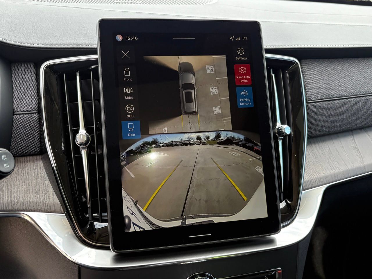 New 2026 Volvo XC90 B6 Ultra AWD/4WD image 18