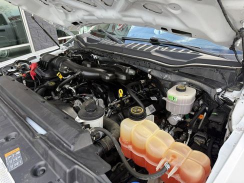 Used 2018 Ford F450 XL w/ Power Equipment Group image 19