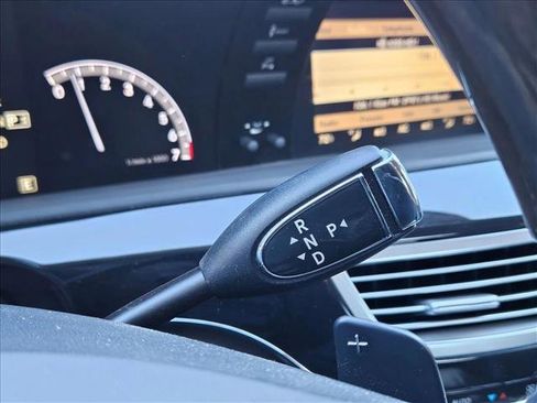 Used 2012 Mercedes-Benz S 550 4MATIC image 12