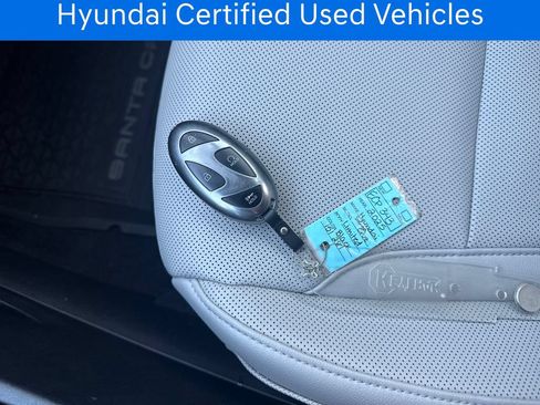 Certified 2025 Hyundai Santa Cruz Limited AWD/4WD image 36
