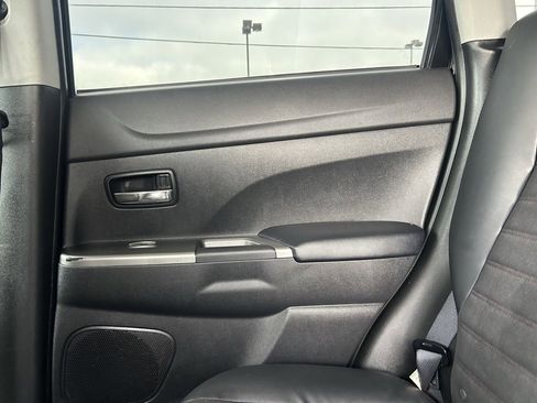 Used 2023 Mitsubishi Outlander Sport AWD image 28