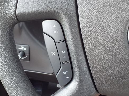 New 2025 Chevrolet Express 2500 w/ Driver Convenience Package image 20