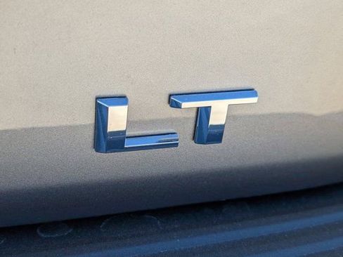 New 2026 Chevrolet Suburban LT w/ Comfort Package image 8