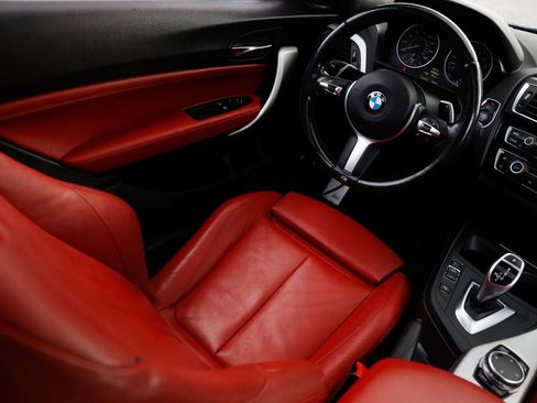 Used 2016 BMW M235i Coupe image 18