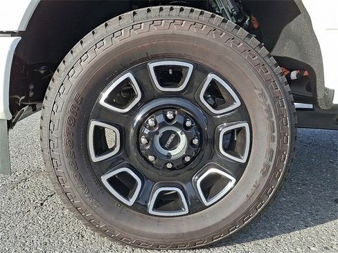 New 2026 Ford F250 Platinum image 5