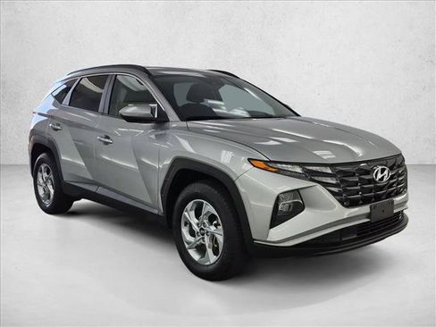 Used 2024 Hyundai Tucson SEL AWD/4WD image 3