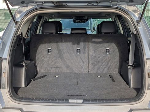 Certified 2023 Kia Sorento S w/ Panoramic Sunroof Package image 18