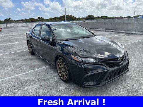Used 2023 Toyota Camry SE w/ Convenience Package image 37