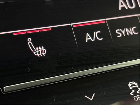 Used 2020 Audi S6 Prestige w/ Prestige Package AWD/4WD image 45