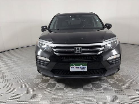 Used 2018 Honda Pilot Touring image 2