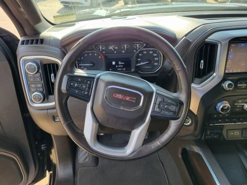 Used 2022 GMC Sierra 1500 SLT image 16