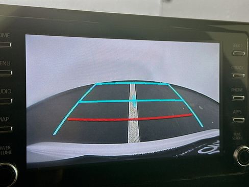 Used 2020 Toyota Corolla LE w/ Carpet Mat Package (TMS) image 22