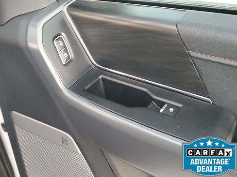 Used 2024 Ford F150 Lariat w/ FX4 Off-Road Package image 52