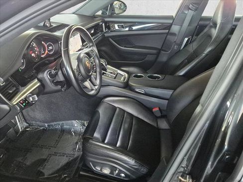 Used 2018 Porsche Panamera 4S AWD/4WD image 16