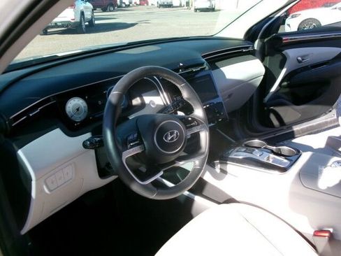 Used 2023 Hyundai Tucson Limited image 16