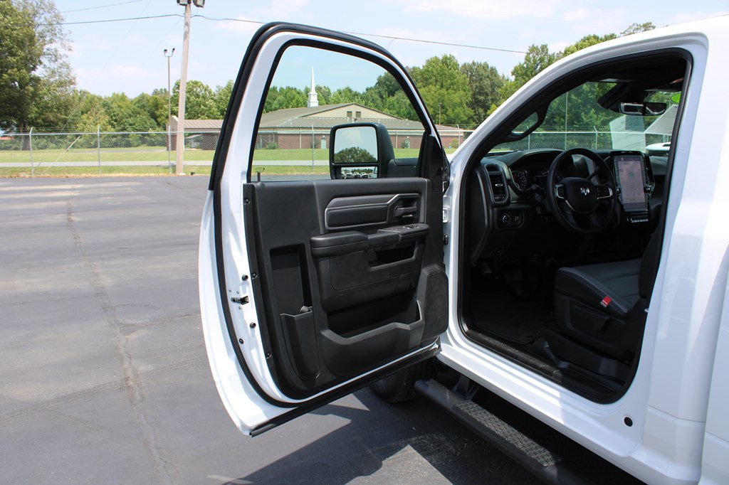 Used 2026 RAM 2500 Tradesman RWD image 17