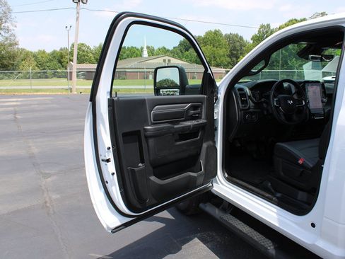 Used 2026 RAM 2500 Tradesman RWD image 17