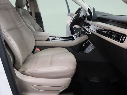Used 2023 Lincoln Aviator Reserve AWD/4WD image 35