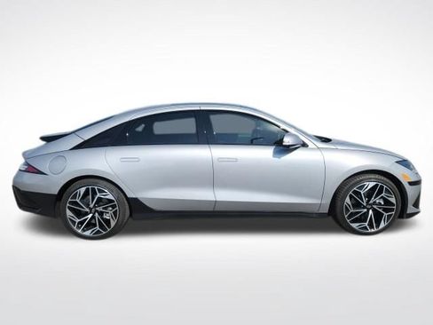 Used 2023 Hyundai Ioniq 6 Limited AWD/4WD image 13