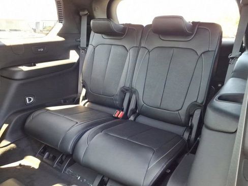 New 2026 Jeep Grand Cherokee L Limited AWD/4WD image 16