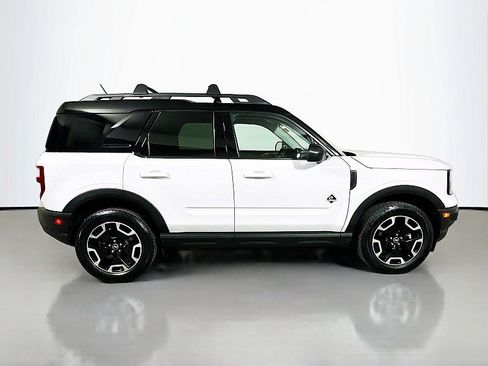 Used 2023 Ford Bronco Sport Outer Banks w/ Tech Package AWD/4WD image 8