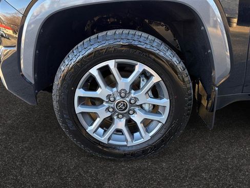 Used 2023 Toyota Tundra 1794 Edition image 15