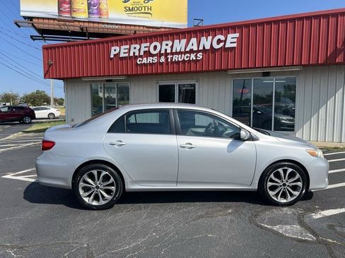 Used 2013 Toyota Corolla LE FWD image 14