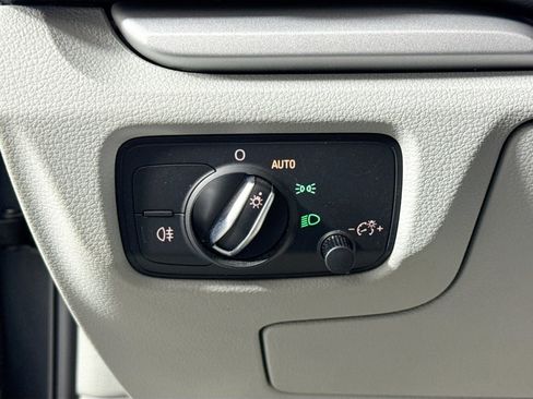 Used 2016 Audi A3 1.8T Premium image 11