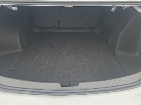 Used 2024 Chevrolet Malibu LT image 9