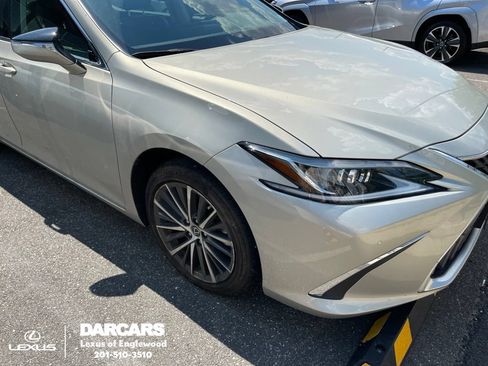 Used 2023 Lexus ES 250 w/ Premium Package AWD/4WD image 1