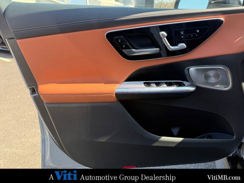 New 2026 Mercedes-Benz GLC 300 4MATIC image 11