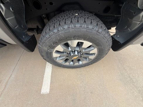 New 2026 Chevrolet Silverado 2500 Custom w/ Custom Value Package image 18