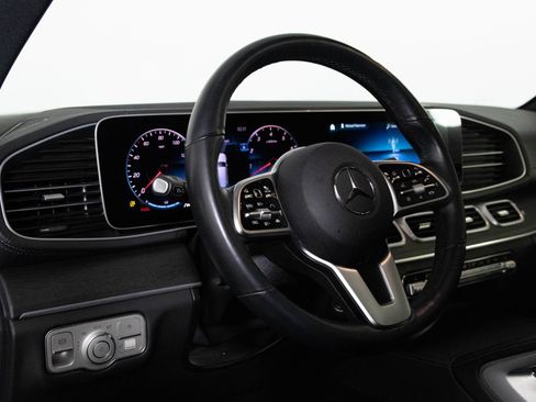 Used 2022 Mercedes-Benz GLS 450 4MATIC image 31