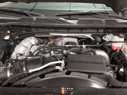 Used 2024 Chevrolet Silverado 2500 LT AWD/4WD image 29