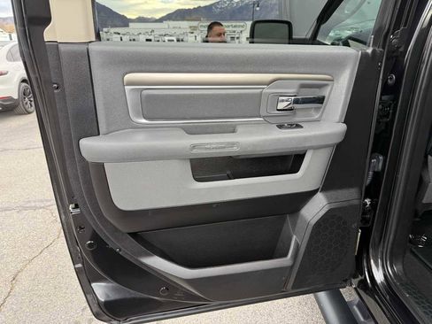 Used 2018 RAM 1500 Big Horn image 15