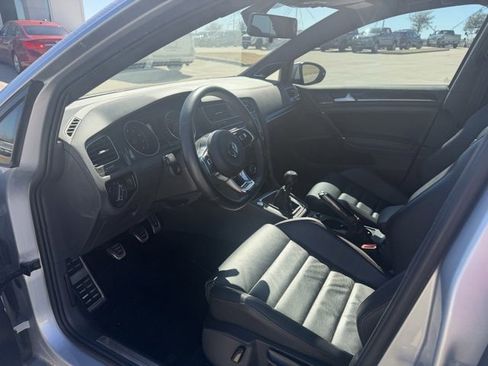 Used 2017 Volkswagen GTI S image 6