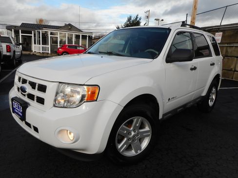 Used 2009 Ford Escape 4WD Hybrid image 4