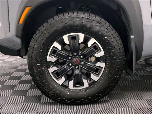 Certified 2023 Nissan Frontier PRO-4X w/ Technology Package image 7