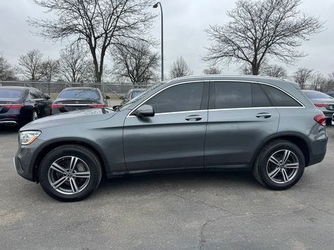Used 2020 Mercedes-Benz GLC 300 GLC 300 4MATIC Sport Utility 4 w/ Parking Assistance Package image 4