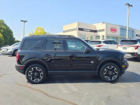 Used 2023 Ford Bronco Sport Outer Banks AWD/4WD image 2