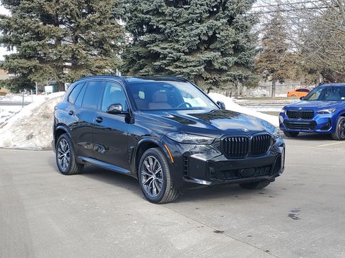 New 2026 BMW X5 xDrive40i w/ M Sport Package image 4