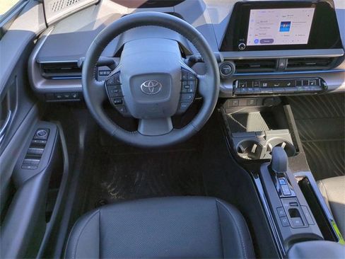 Used 2023 Toyota Prius XLE image 15