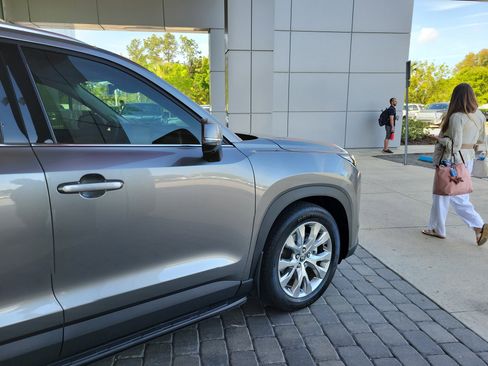 Certified 2025 Toyota Grand Highlander AWD Hybrid image 8