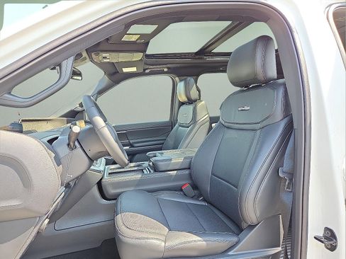 New 2025 Ford Expedition Max Platinum w/ Stealth Performance Package image 11