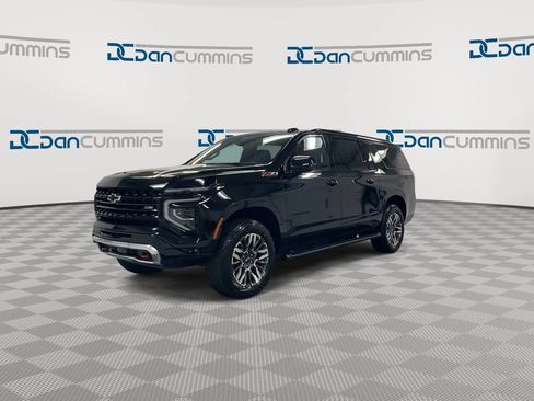 New 2026 Chevrolet Suburban Z71 w/ Comfort Package AWD/4WD image 4