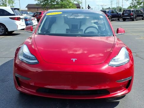 Used 2018 Tesla Model 3 AWD/4WD image 2